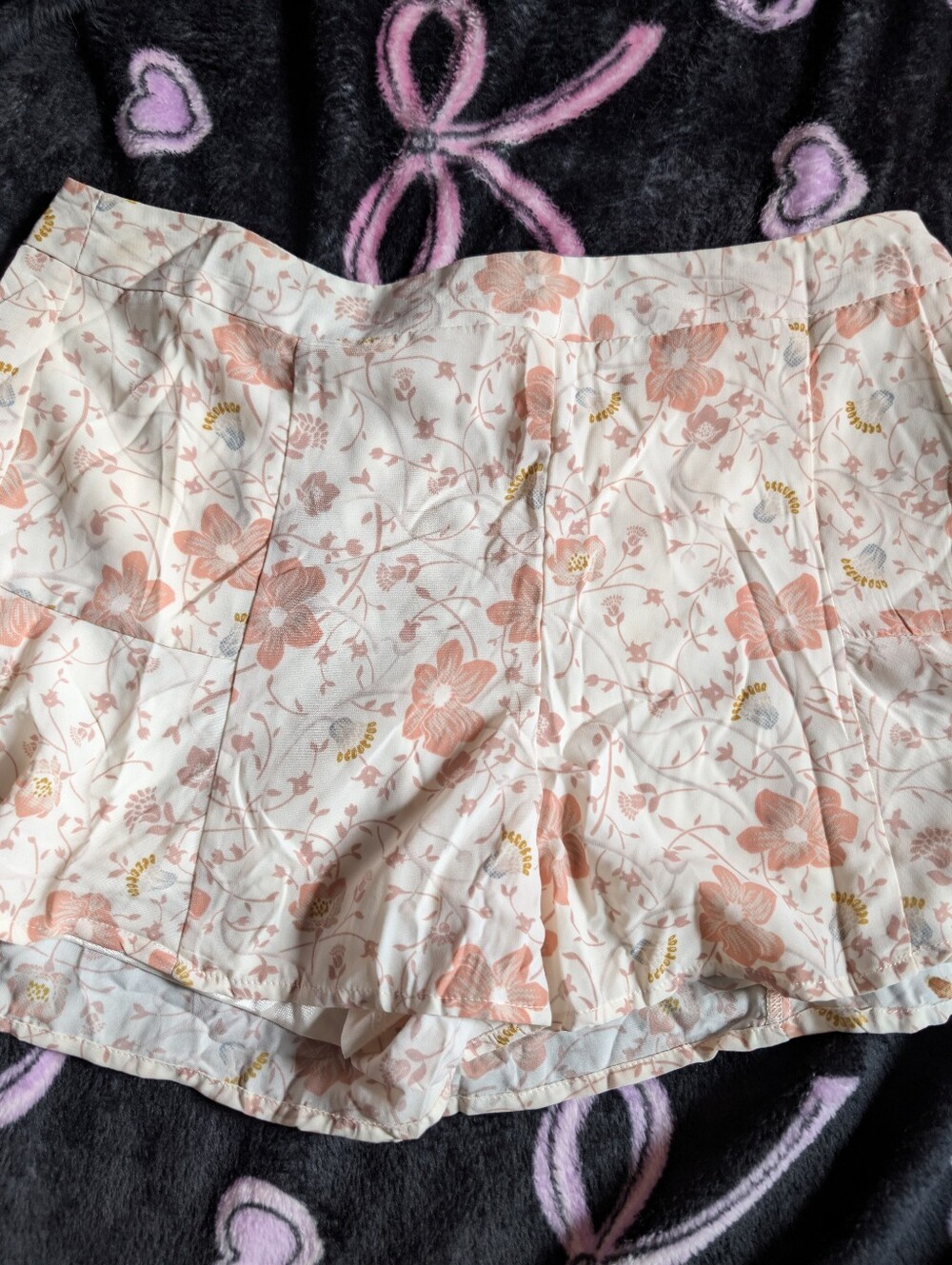 Forever 21 Pink and Cream Floral Shorts